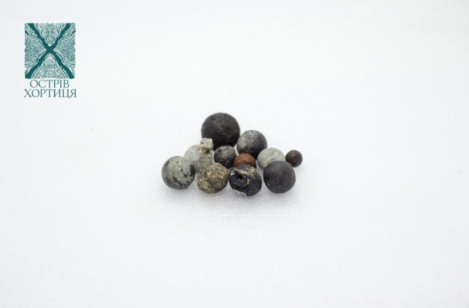 Археологи нашли новые артефакты на Хортице. Вот первые фото находок